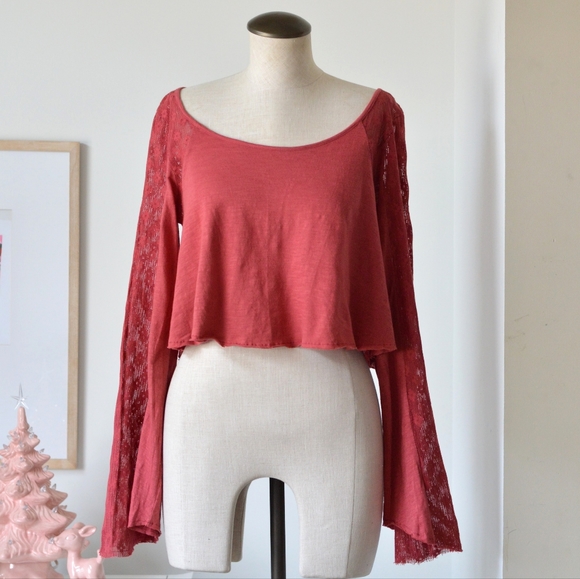 coral long sleeve flowy cropped hem top with lace sleeves, small - Picture 3 of 11